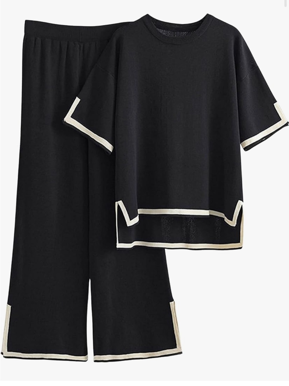 Black Knit Lounge Set with Cream Trim - Women